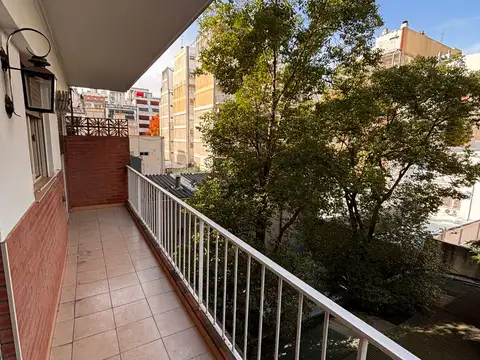 Departamento en Venta en Parque Rivadavia, USD 149.500