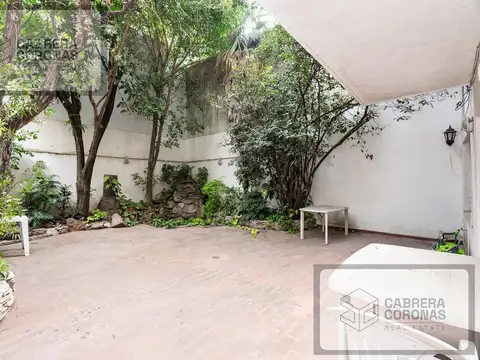 VENTA VILLA CRESPO UNICO DEPARTAMENTO CON ARBOLEDA  4 AMB C/Depcia CON 2 PATIOS Y PARRILLA