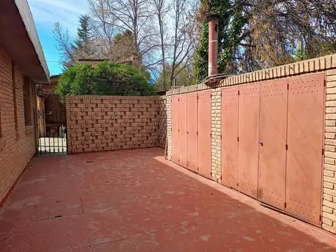 Casa en Alquiler en Lujan De Cuyo, USD 2.550