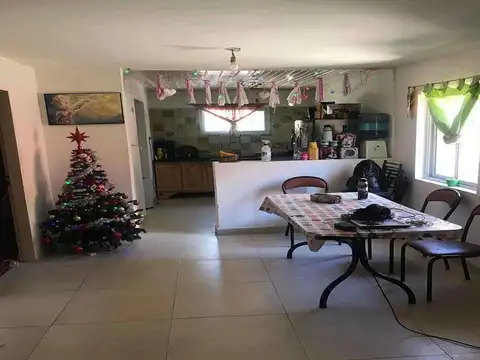 Casa en venta - 2 dormitorios 1 baño - 80mts2 - Tigre