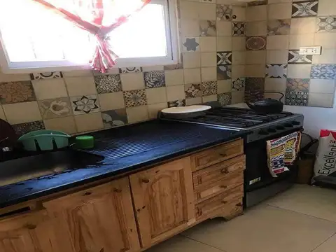 Ituzaingo 2768 e/ Moreno y San Martín