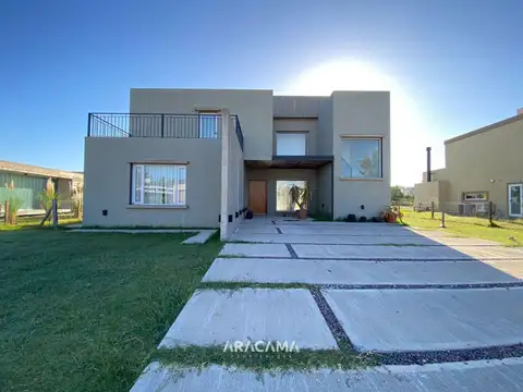 Casa en Alquiler en Fincas del Alba - Canning