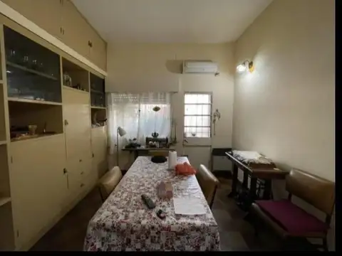 Casa  en Venta ubicado en Quilmes Oeste, Quilmes, G.B.A. Zona Sur - SVN0165_LP583951_1