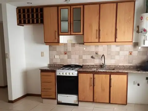 Departamento 1 piso por escalera bajas expensas