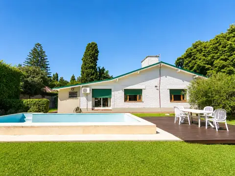 Casas de tres dormitorios en City Bell
