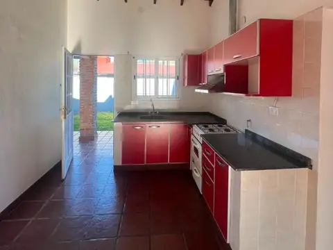 Casa en Alquiler en Marcos Paz, $ 600.000