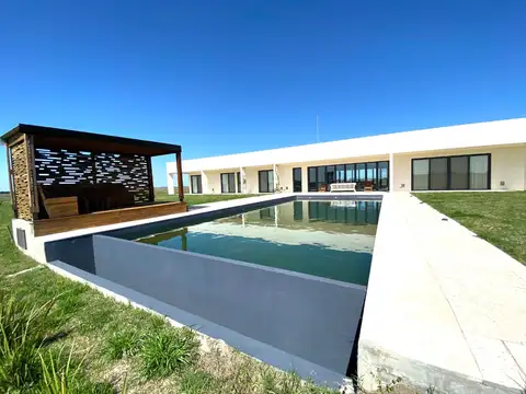 20 Has. Casa en Puesto Viejo