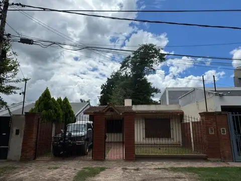 Córdoba 700