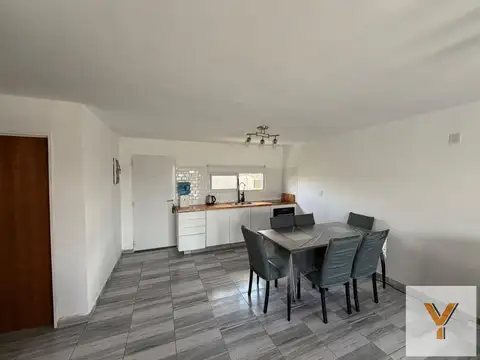 Casa en venta - 300Mts2 - General Rodriguez