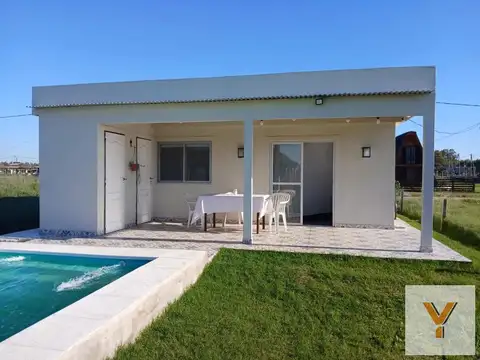 Casa en venta - 300Mts2 - General Rodriguez