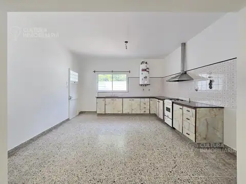 MIGUEL DE SALCEDO al 2600