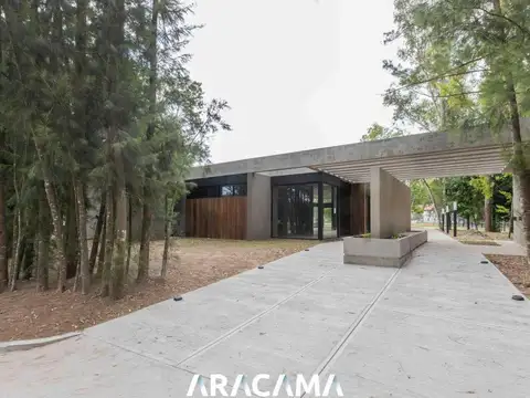 Terreno en Venta en Los Naranjos, USD 80.000