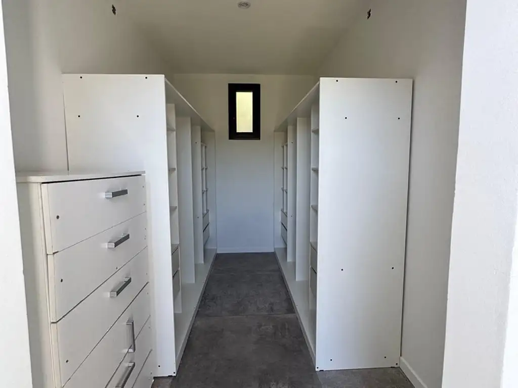 Venta de casa con pileta y fondo verde - Santa Lucia Pilar del Este - Foto 21