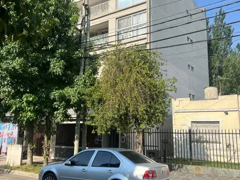 Departamento en Alquiler en Haedo Norte, $ 500.000