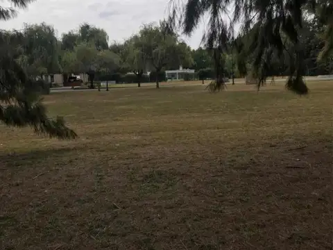Terreno en Venta 25  mts Frente