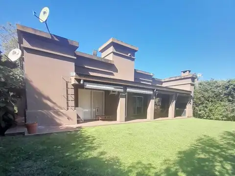 Casa en Alquiler Temporal en Estancias Del Pilar, $ 2.500