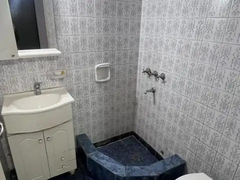 Departamento en Alquiler en Ramos Mejia, $ 350.000
