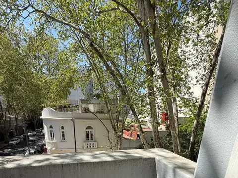 Depto Tipo Casa en Alquiler de 4 ambientes