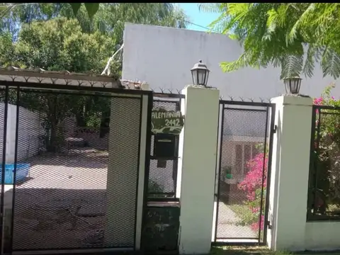 MARCOS PAZ- CASA DE 3 AMBIENTES + COCHERA- PATIO-LOTE DE 10x32.54
