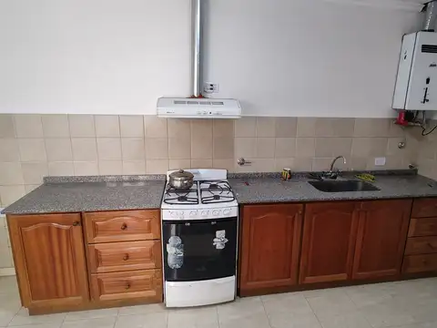 Depto Tipo Casa 2 ambientes con 1 baño