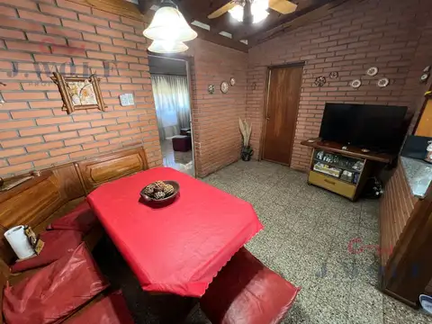Casa en Venta en General San Martin, USD 130.000