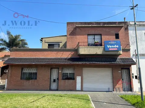 Casa en Venta con 1 cochera