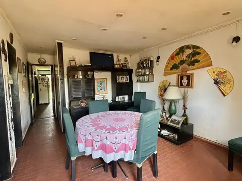 VENTA CASA 5 AMBIENTES PATIO COCHERA SAN VICENTE