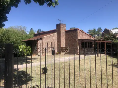 Casa en Venta en Villa Elisa, USD 134.000