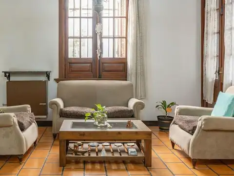Casa en Venta en Temperley, USD 260.000