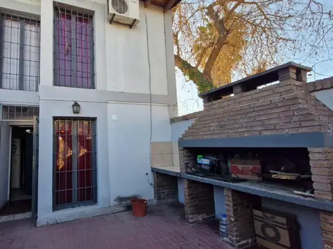 Duplex en pasaje pampa las heras