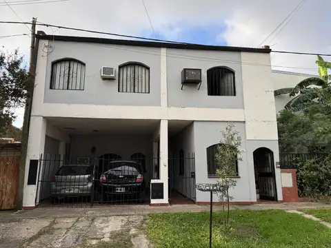 Ricardo Aldao al 900