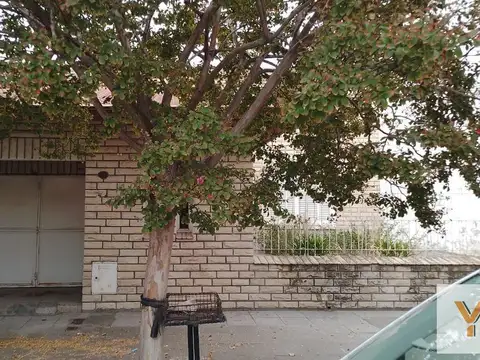 González Del Solar e/ Avenida Juan Domingo Perón y Doctor Juan Chassaing
