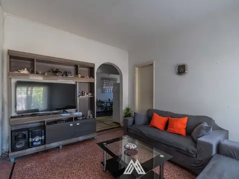 Venta casa dos dormitorios barbacoa Las Acacias