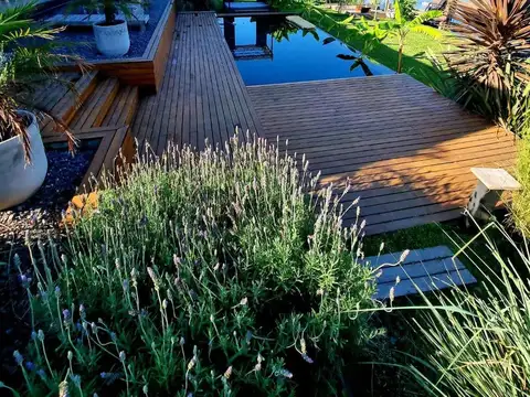 Casa en venta en muelles 5 ambientes