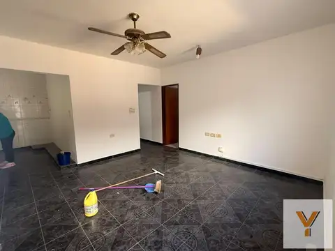 Casa en Alquiler en La Plata, $ 640.000
