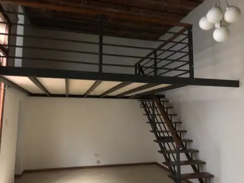 Depto Tipo Casa en Venta de 1 dormitorio