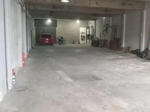 Galpón en Venta + Dúplex + 2 Deptos - Lanús Oeste