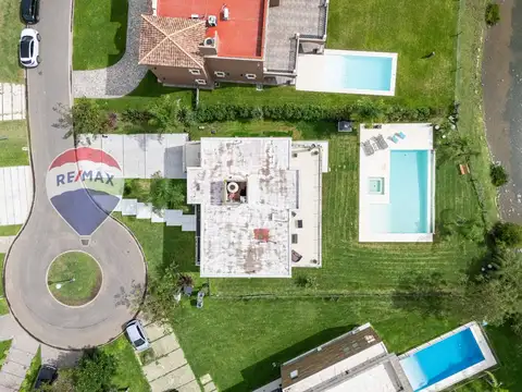 Casa en Venta de 5 dormitorios