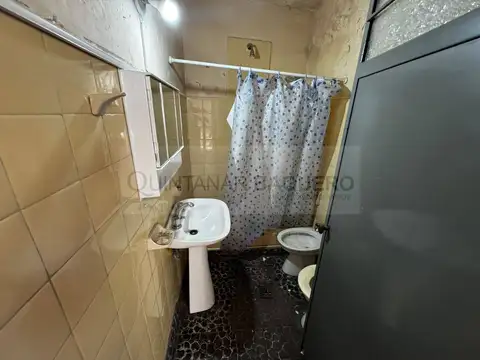 Depto Tipo Casa en Alquiler 80 años