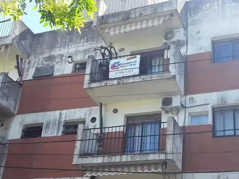 ¡Oportunidad! Departamento 3 Ambientes con Cochera en Villa