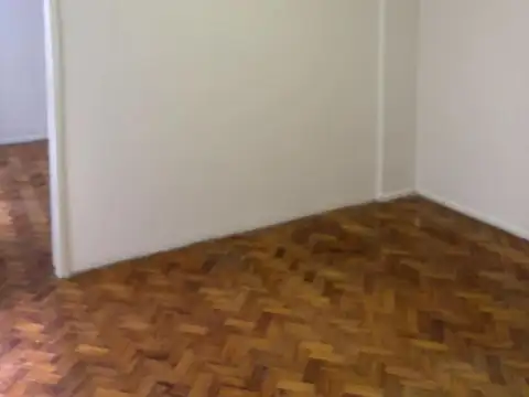 Avenida Olleros y Soldado de la Independencia