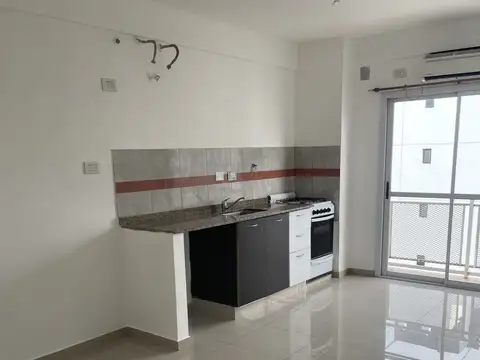 Venta Dpto 2 Amb C/Cochera en Caseros Centro