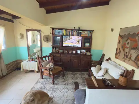 VENDO. Casa en calle Musetti. Concordia, ER.