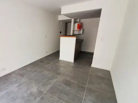 Paraguay 500, Piso 8