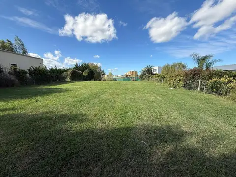 VENTA - EL NAUDIR - LOTE INTERNO - PERMUTA 
