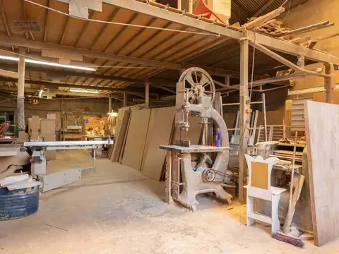 VENTA GALPON + 14 DUPLEX (RENTA) ZONA CENTRO TIGRE