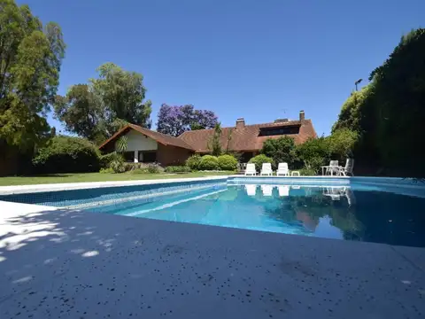 Casa en Venta de 5 dormitorios