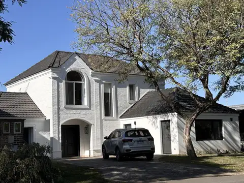 15/12 al 15/02 - Casa al Lago en  Alquiler en Santa Bárbara