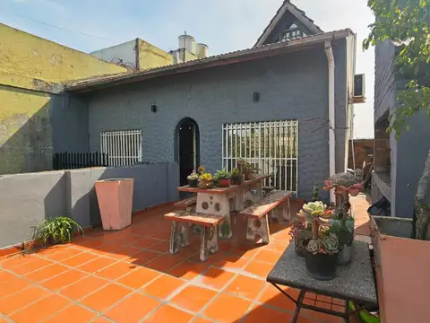 Venta en Block: 3 Casas -Lote Propio – Ideal Inversión o Multi Familiar- Lista para entrar a vivir 