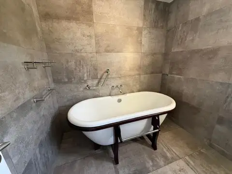 Saenz Peña, Las Compuertas, Mendoza 5800